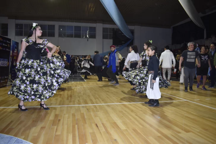 Con La Eulogia Folk y Luis “Lucho” Haro, llega el 3er Encuentro Provincial de Danzas Folclóricas