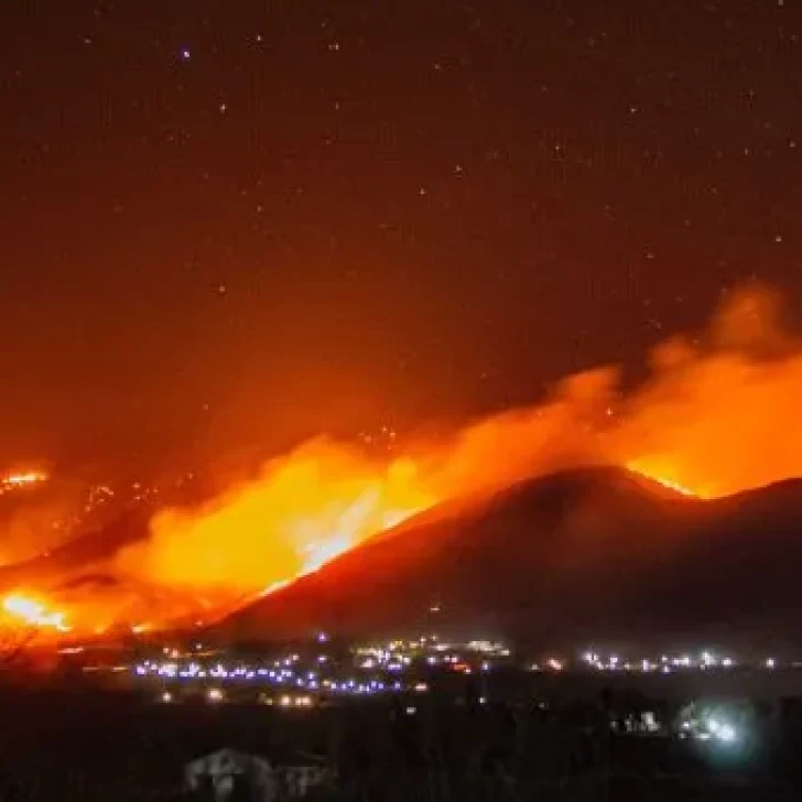 Incendios en Tucumán: El fuego en Tafí del Valle arrasó con más de 1.200 hectáreas