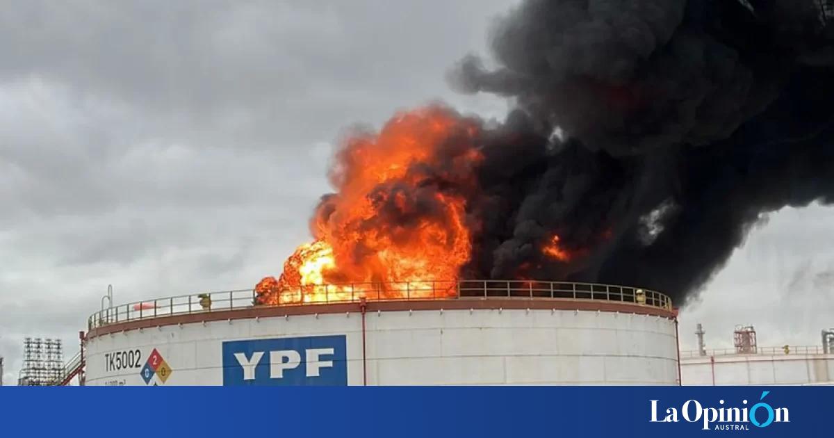 Controlaron el incendio en la refinería de YPF | La Opinión Austral