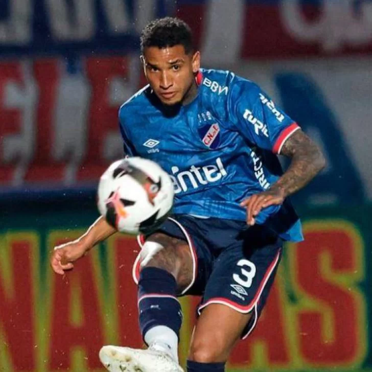Murió Juan Izquierdo, el jugador que se descompensó en medio de un partido