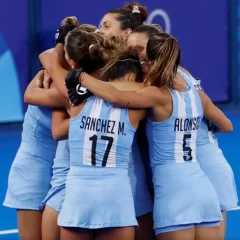 Juegos Olímpicos: A lo “Dibu” Martínez, la arquera de Las Leonas definió el pase a semis