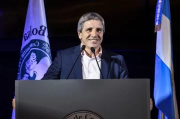 Caputo arengó a los empresarios para que se sumen al blanqueo: “Es para motorizar la economía”