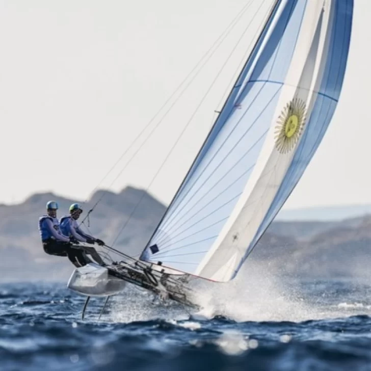 Majdalani y Bosco van por una medalla en vela en París 2024: ¿Cuándo la regata final?