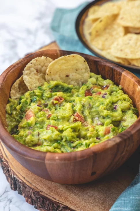 receta-guacamole-485x728