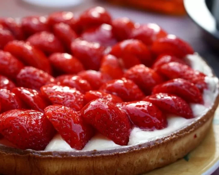 Receta de tarta de frutillas frescas en pocos pasos