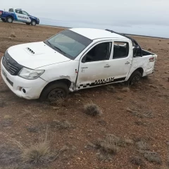 Una familia de Gobernador Gregores volcó en la Ruta 3: una joven de 22 años está en estado crítico