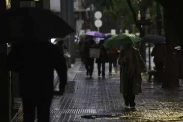 Alerta por lluvia negra: qué es y cuáles son las 14 provincias que podrían padecerla 