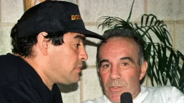 Murió Alfredo Cahe, el histórico médico de Diego Maradona