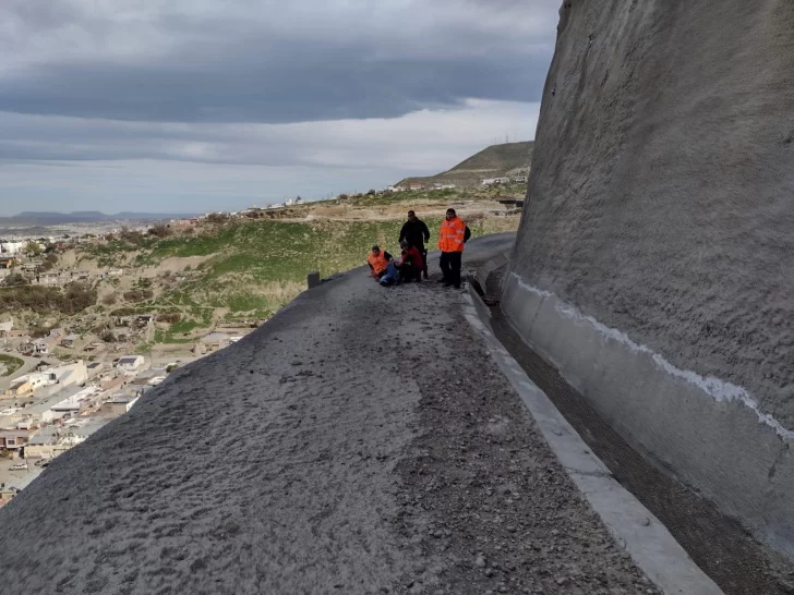 Quedó en terapia intensiva el joven que sufrió una caída tras subir al cerro Chenque