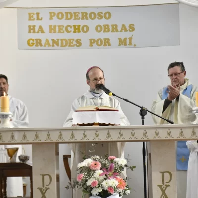 Devotos riogalleguenses celebraron a la virgen del rosario de San Nicolás