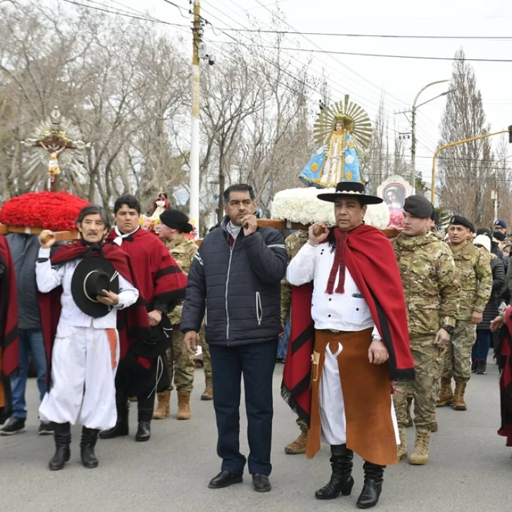 Fiesta de la fe en Río Gallegos: Devotos celebraron al Señor y la Virgen del Milagro