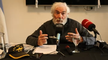 Guillermo Tibaldi sobre la travesía por el ARA San Juan: “Esto está siendo un homenaje de toda la sociedad” Guillermo Tibaldi sobre la travesía por el ARA San Juan: “Esto está siendo un homenaje de toda la sociedad”