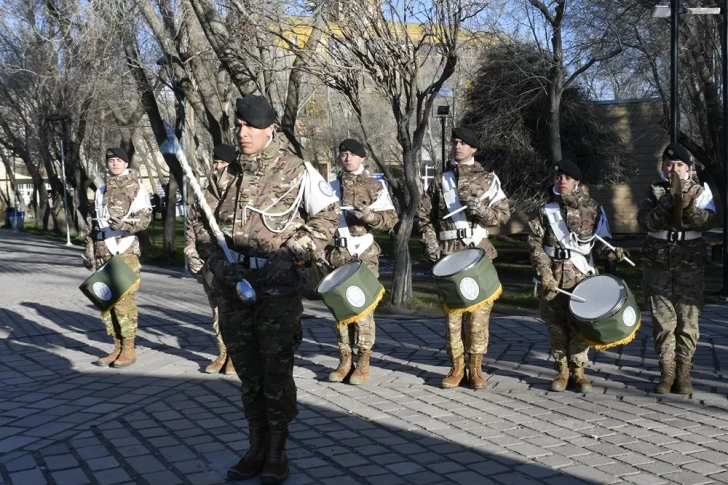 Banda Militar realizó Mini concierto en la Plaza San Martín: “No hay alguien que sea indiferente a la música”