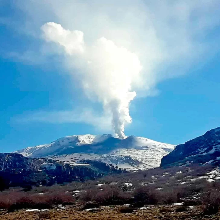 VOLCAN-COPAHUE-2309DJ23D-728x728