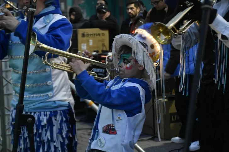 21 de septiembre: grandes y chicos disfrutaron del Desfile de Carrozas y la Primavera Fest