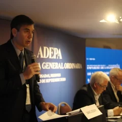 Adepa le pide a Milei que deje de agraviar a periodistas y medios