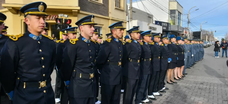 La Policía de Santa Cruz abrió nueva convocatoria para la Escuela de Cadetes: requisitos y cómo inscribirse