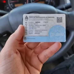 Fin de la tarjeta azul: cuál trámite permite que otra persona conduzca el auto