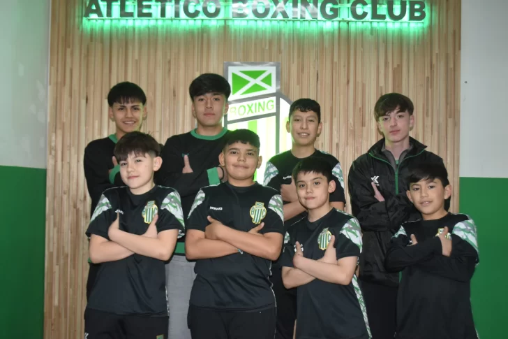 Ocho futbolistas del Boxing viajan a probarse a clubes de Buenos Aires