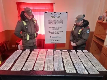 Llevaba casi 100.000 dólares, no pudo justificarlos y lo detuvieron en un control vial en la Ruta 3