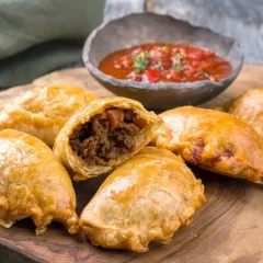 Receta de empanadas de carne bien jugosas: la tradición más rica de mayo