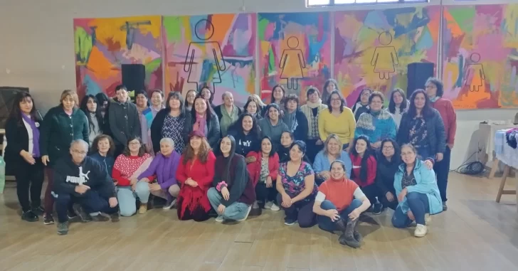 encuentro-de-tejido-728x381
