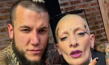 Alex Caniggia y Furia se despidieron de su programa de streaming: “Argentina nos queda chico”