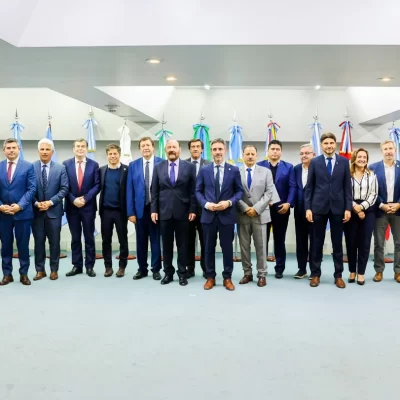 Claudio Vidal participará en la cumbre de gobernadores por la caída de la coparticipación federal