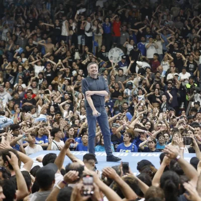 Máximo Kirchner no descartó presentarse a elecciones