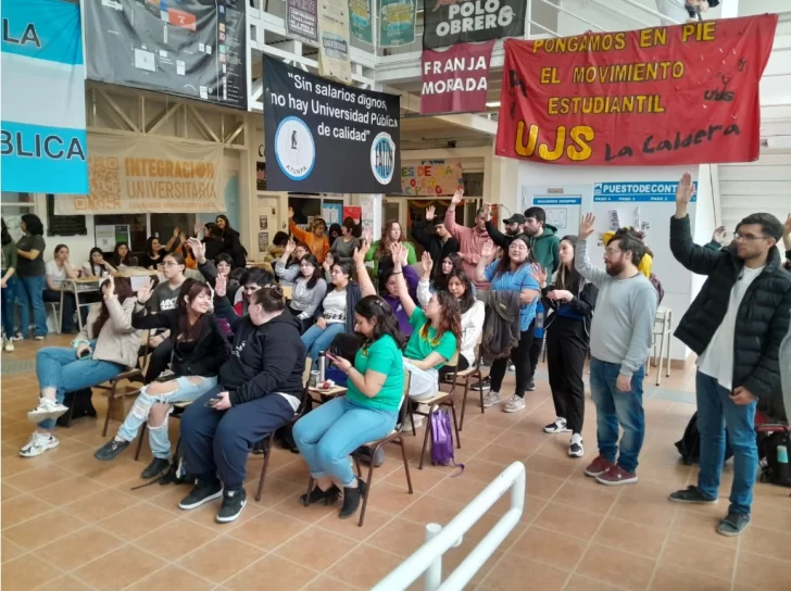 La Juventud Radical de Río Gallegos en contra de la toma de las universidades