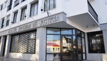 Escándalo en el Poder Judicial: cesantearon a una agente que vendía información sensible de expedientes