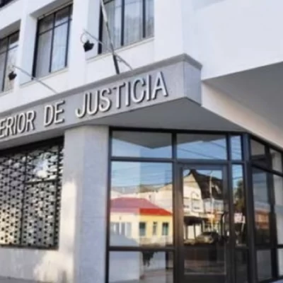 Escándalo en el Poder Judicial: cesantearon a una agente que vendía información sensible de expedientes