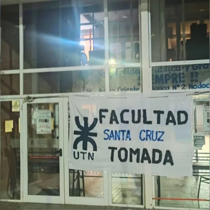 Estudiantes toman la UTN Santa Cruz en reclamo por más presupuesto para la educación superior