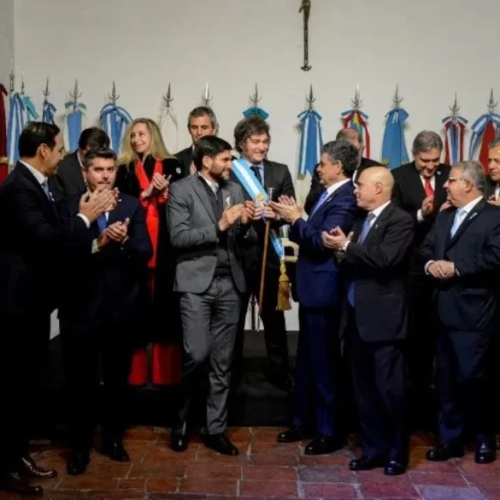 Milei tensiona con los gobernadores pero tiende puentes para blindar vetos y se viene otra cumbre en el CFI