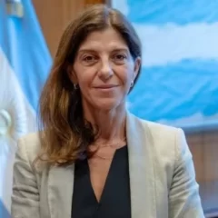 El Gobierno echó a la titular de la exAFIP, Florencia Misrahi, por ponerle impuestos a streamers e influencers