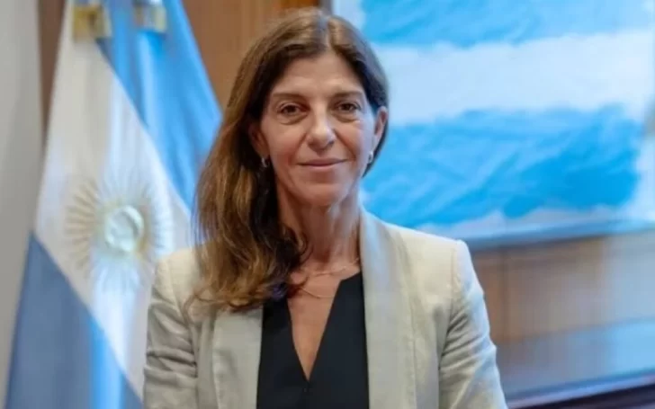 El Gobierno echó a la titular de la exAFIP, Florencia Misrahi, por ponerle impuestos a streamers e influencers
