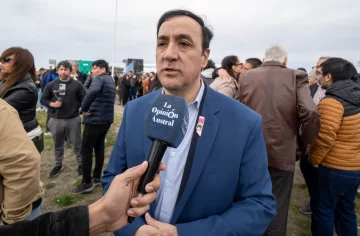 Desfile navideño de autos: “Es para que la ciudad sea más dinámica y esté mucho más linda”, afirmó Grasso