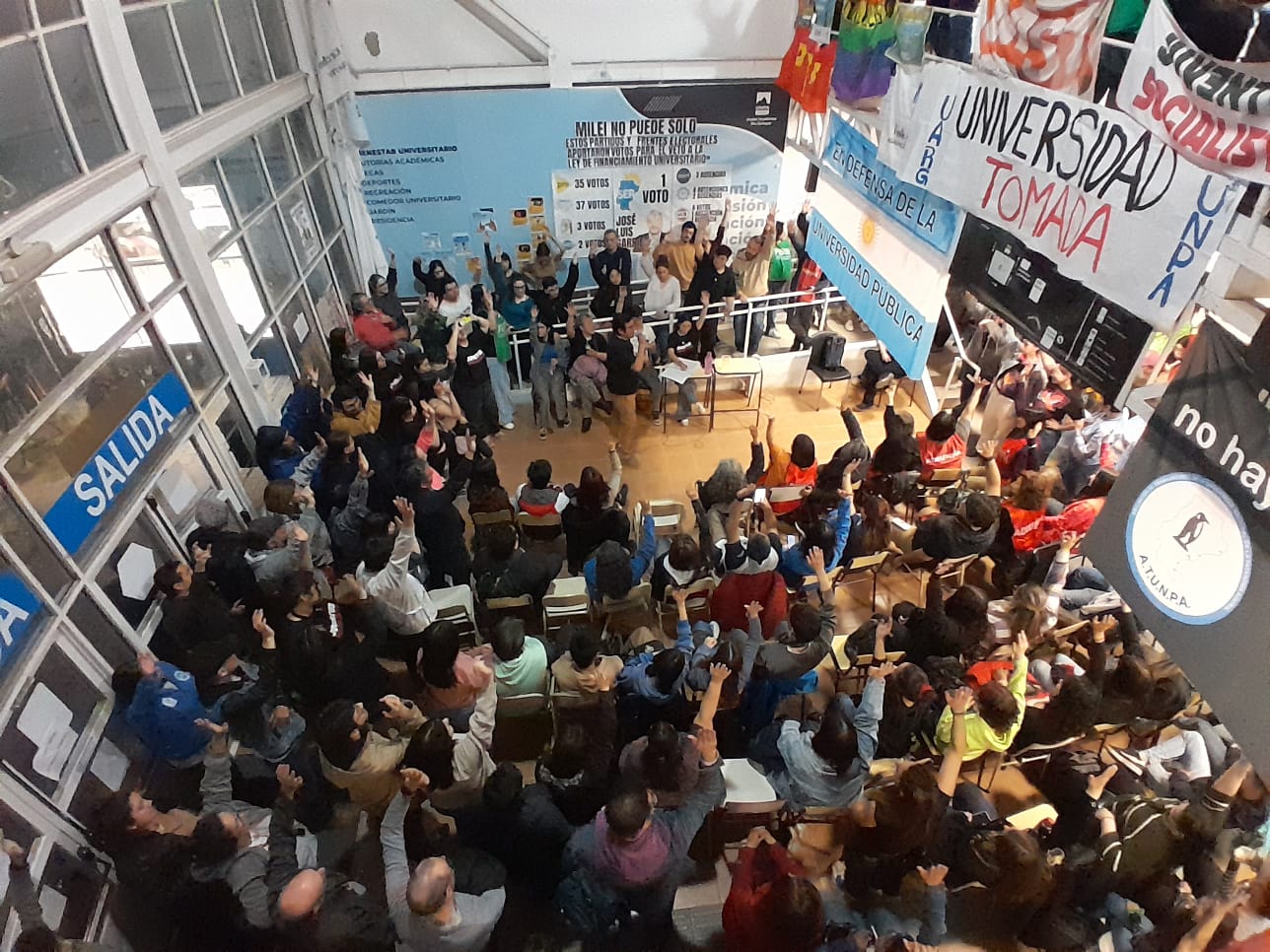  Docentes de la UNPA adhieren a las medidas de fuerza. FOTO: LA OPINIÓN AUSTRAL