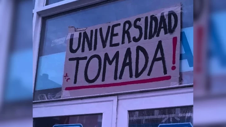 La comunidad universitaria de la UNPA-UARG decidió reanudar la toma del campus por 48 horas