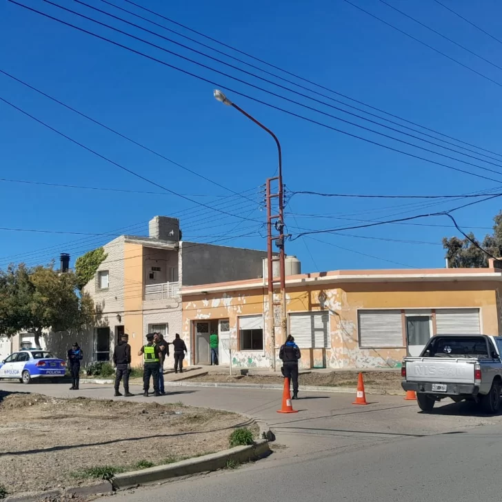 Un hombre fue hallado sin vida en su casa de Caleta Olivia: no lo veían hace días y estaba enfermo