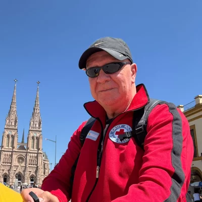 Carlos Ventura, el fotógrafo de Crónica que fue caminando a Luján