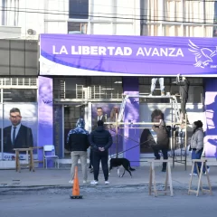 “No hay comando sin comandancia”, señaló el justicialismo el día después