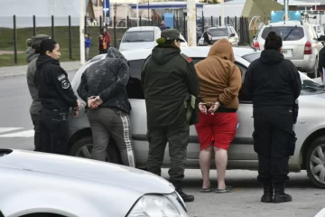 Detenidos en la costanera de Río Gallegos: iban con drogas y menores