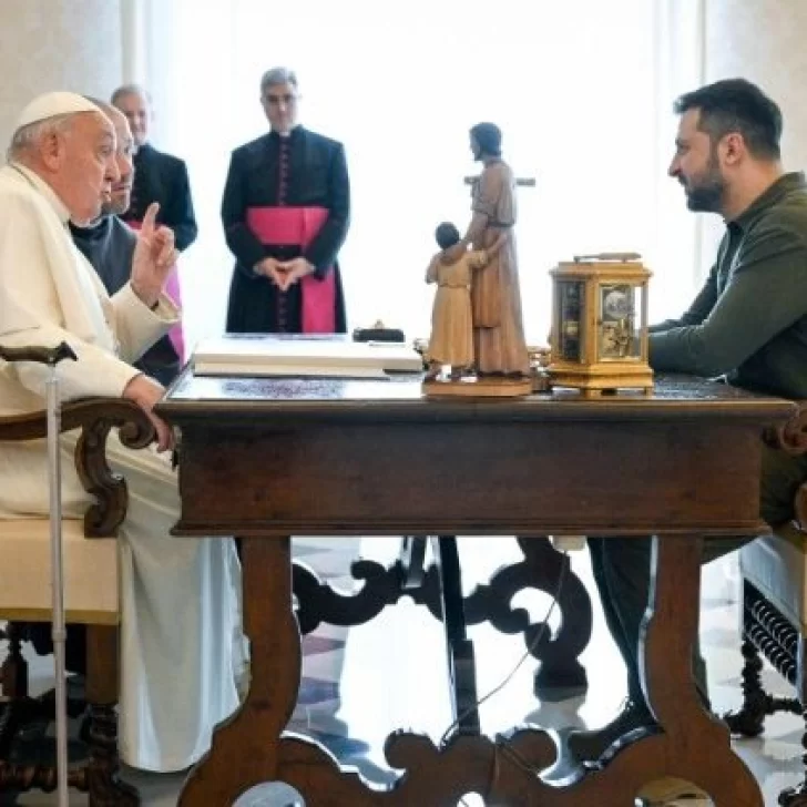 El Papa Francisco recibió a Volodímir Zelenski en el Vaticano