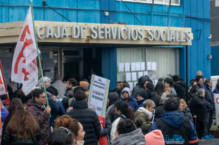 caja-de-servicios-sociales-protesta-728x481