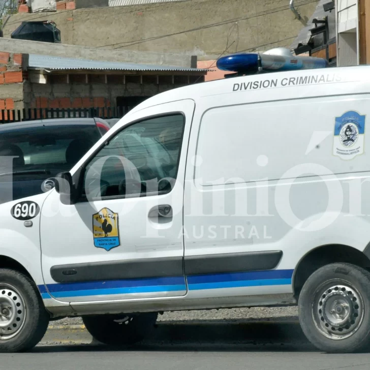 Asesinato en Río Gallegos: apuñaló a un amigo y la expareja llamó a la Policía