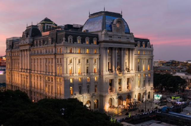 El gobierno oficializó el cambio de nombre del CCK: se llamará “Palacio Libertad Centro Cultural Domingo Faustino Sarmiento”