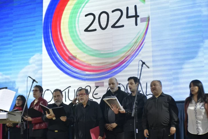 Los coros deleitaron con su concierto en la iglesia MCM