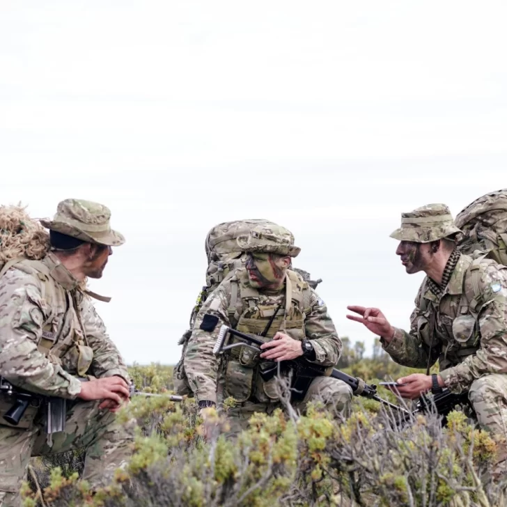 Nuevo aumento salarial para las Fuerzas Armadas: cargo por cargo, cuánto cobran los militares en noviembre
