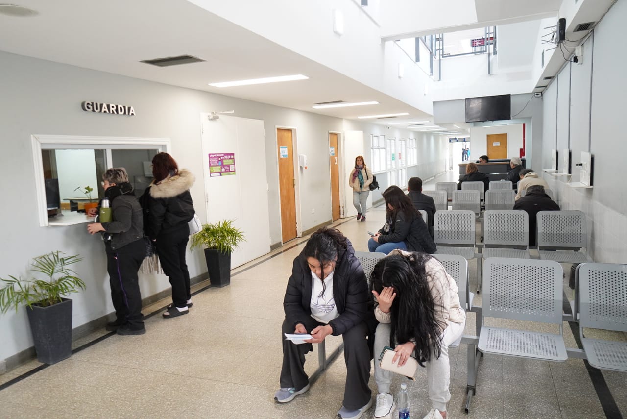 La sala de emergencia del HRRG. FOTO: LA OPINIÓN AUSTRAL